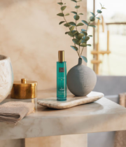 The Ritual of Karma Brume Pour Le Corps et Les Cheveux – Image 2