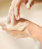 SKIN1004 Madagascar Centella Ampoule Foam 125ml – Image 3